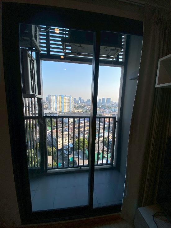 เช่าถูก 15,000 บาท ** 2 Bed ** เดอะ ไพรเวซี่ ท่าพระ อินเตอร์เชนจ์ ** ติดรถไฟฟ้า แยกท่าพระ ** 088-398-3835 MR.BOAT 18