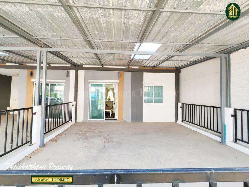 ไลโอ บลิสซ์ ลาดกระบัง-ฉลองกรุง 18