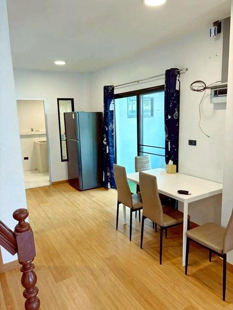 พร้อมเฟอร์ฯ ใหม่ สวย หรู MRTหัวหมาก800ม. รพ.รามคำแหง 400 ม.3นอน ให้เช่าทาวน์โฮม 2 ชั้น 27 ตร.วา. 220 ตร.ม. รร.นานาชาติแอ 2