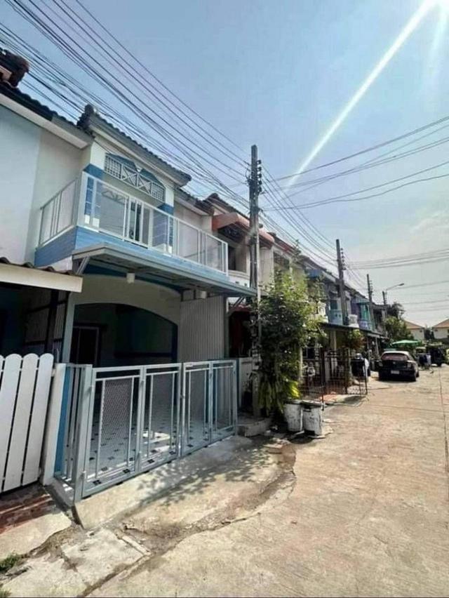 รูป ทาวน์เฮ้าส์ 2 ชั้น มบ. ปิยวรารมย์เฟส2 มีเทอเรซ ตกแต่งใหม่ บ้านพร้อมอยู่ 4