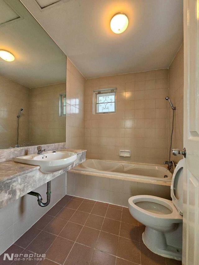 69010036 : ให้เช่าบ้านเดี่ยว 2 ชั้น ที่ดินขนาด 73.2 ตร.ว. หมู่บ้านคุณาลัย- นาวาร่า รังสิต-คลอง 2 บ้านสวย 13