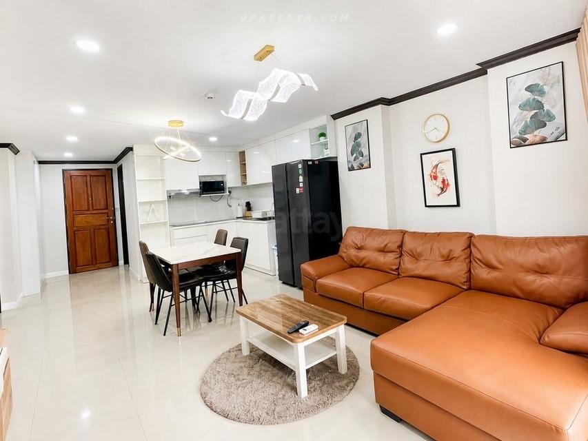 For Rent — 2-Bedroom Condo at Royal Hill Resort, Thappraya RoadSpacious condo for rent at Royal Hill Resort, Building B, located on Thappraya Road. 2