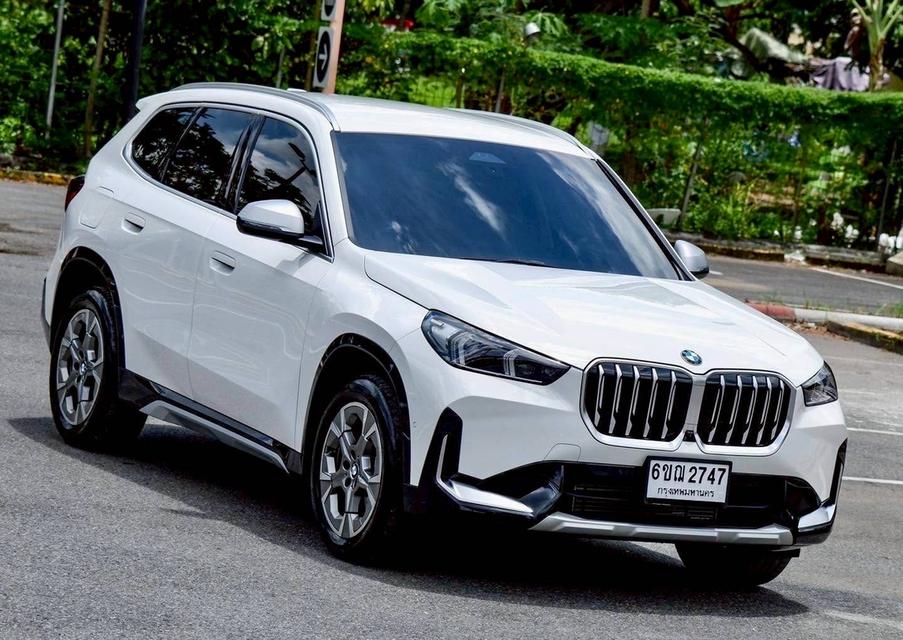 รหัสรถ PR2747 + BMW X1 (U11) sDrive 20I X Line จดทะเบียนปี 2025 วิ่งเพียง 10,000Km  6