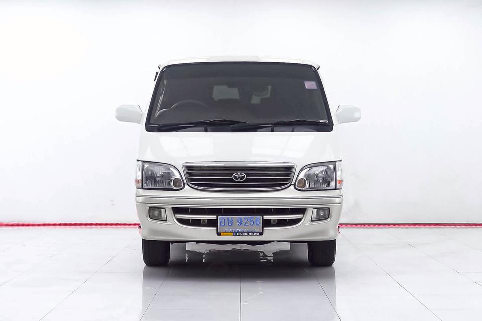 TOYOTA HIACE SUPER WAGON 2.4 2002