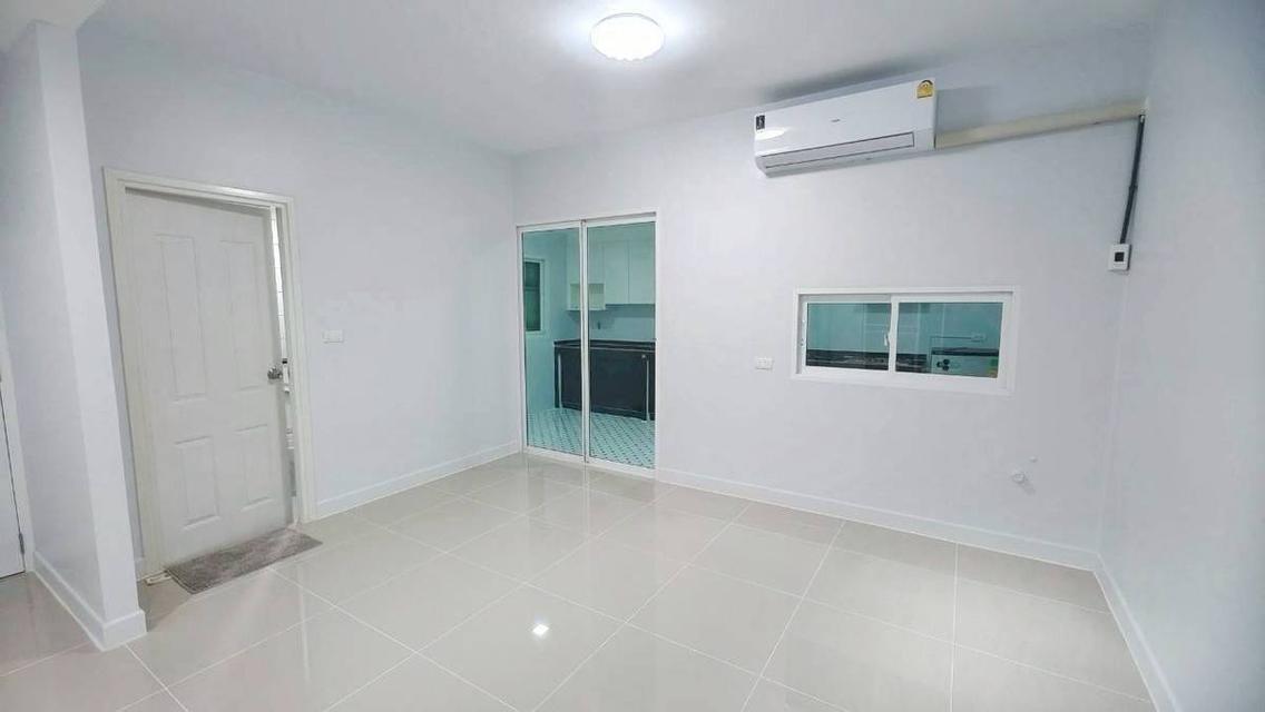 ให้เช่า เดอะ วิลเลจ เอ็กซ์คลูซีฟ บางนา กม. 10 - พร้อมอยู่ 9