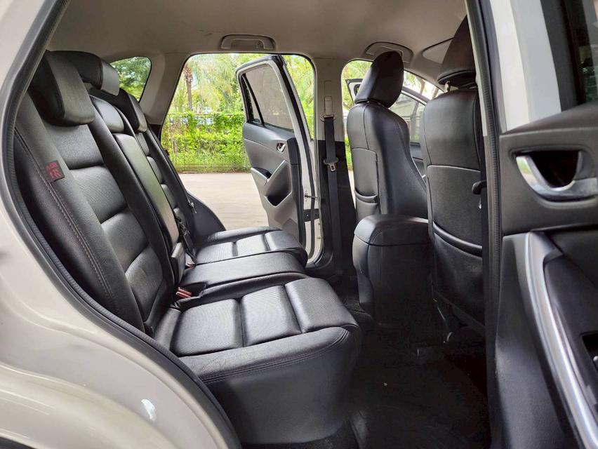 ขายรถ mazda CX-5 รุ่น 2.2XDL ปี 2017 สีขาว เกียร์ออโต้ 10