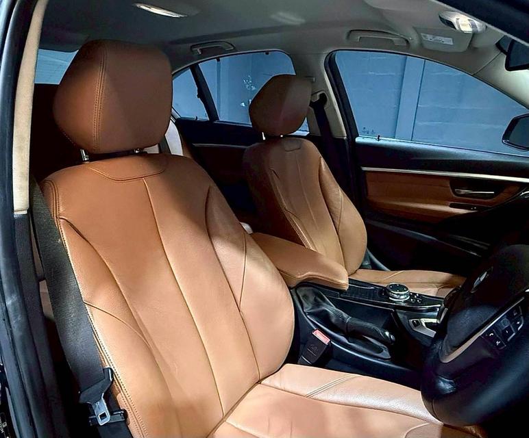 BMW 330e Luxury LCI(F30)ปี 2016488,000 รูปที่ 6