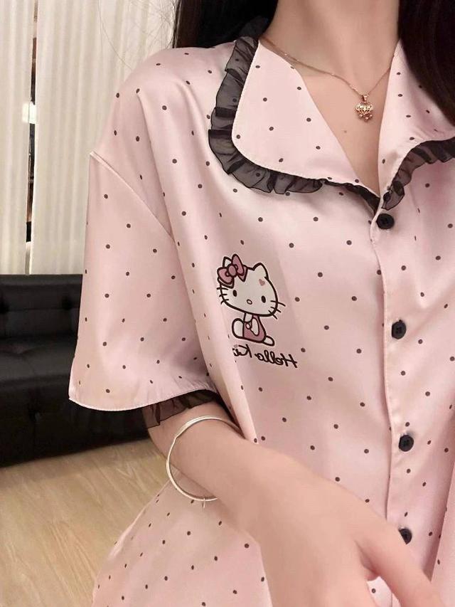 ชุดนอนHellokitty