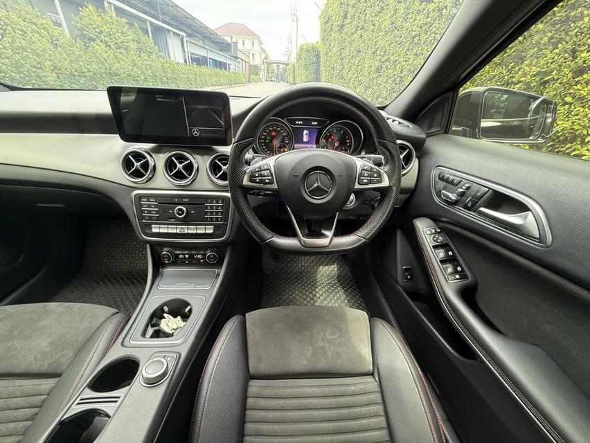 Benz GLA250 Amg 2019 Facelift 10