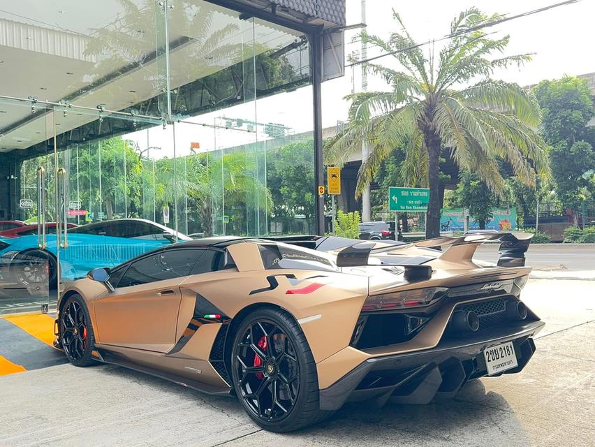 Lamborghini Aventador SVJ Roadster ปี 2021 6