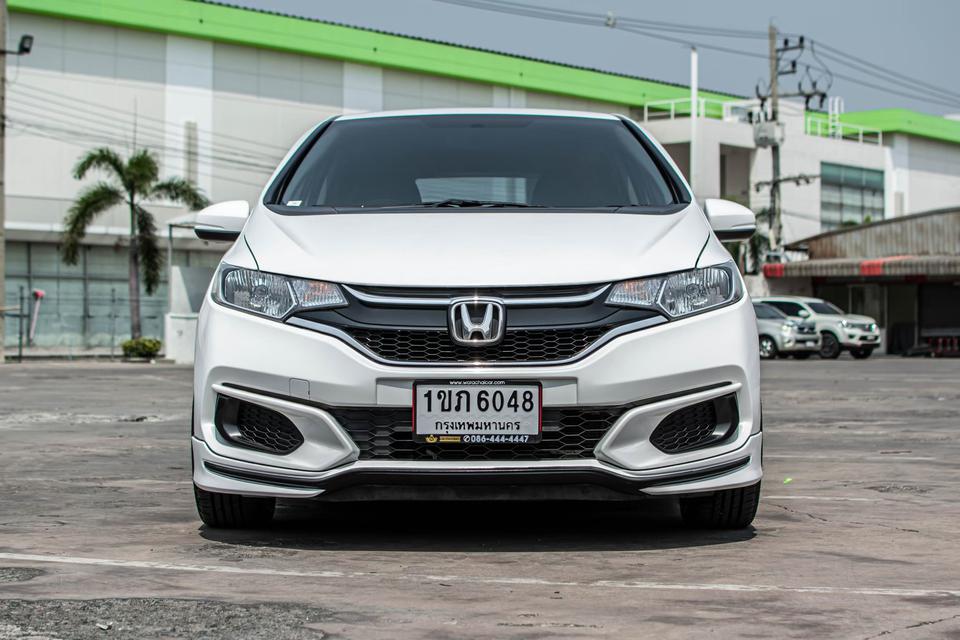 รถบ้านแท้ๆ ปี 2018 Honda Jazz 1.5S I-VTEC GK A/T สีขาว   2
