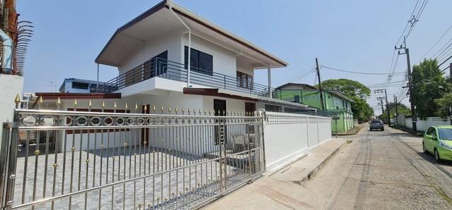 ให้เช่าบ้านเดี่ยว 2 ชั้น 300 ตรม. หมู่บ้านเสนานิเวศน์ ย่านเสนานิคมประเสริฐมนูญกิจ โชคชัย 4 1