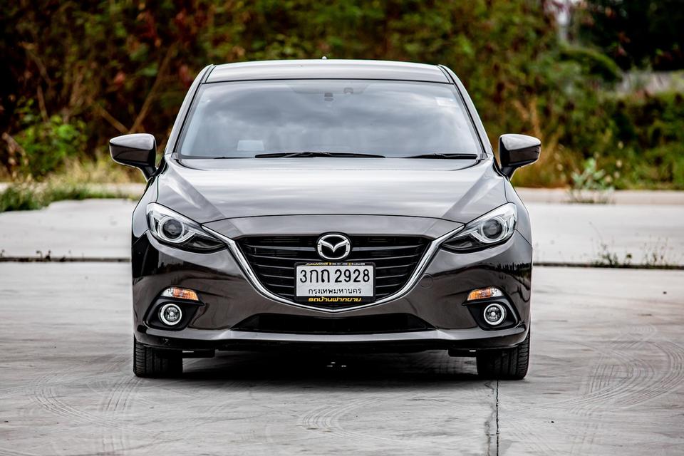 Mazda 3 Skyactiv 2.0S Hatchback ปี 2014 สีน้ำตาล  3