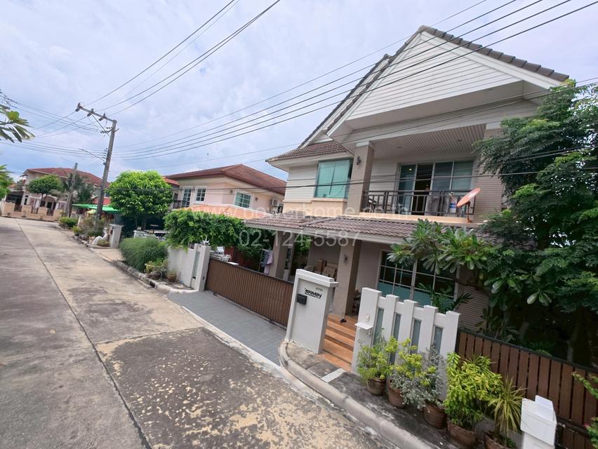หมู่บ้านแกรนด์คาแนลประชาชื่น ถนนงามวงค์วาน ต.บางตลาด อ.ปากเกร็ด จ.นนทบุรี 2