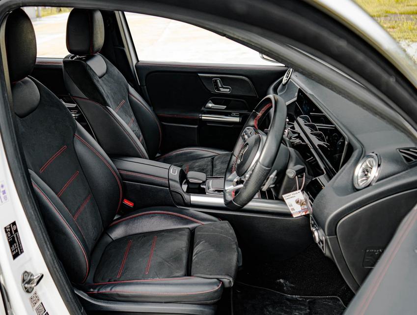 Benz GLA200 AMG Dynamic W247 ปี 2022 รูปที่ 10