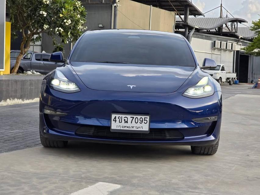 Tesla Model S สีน้ำเงินสวยมาก 7