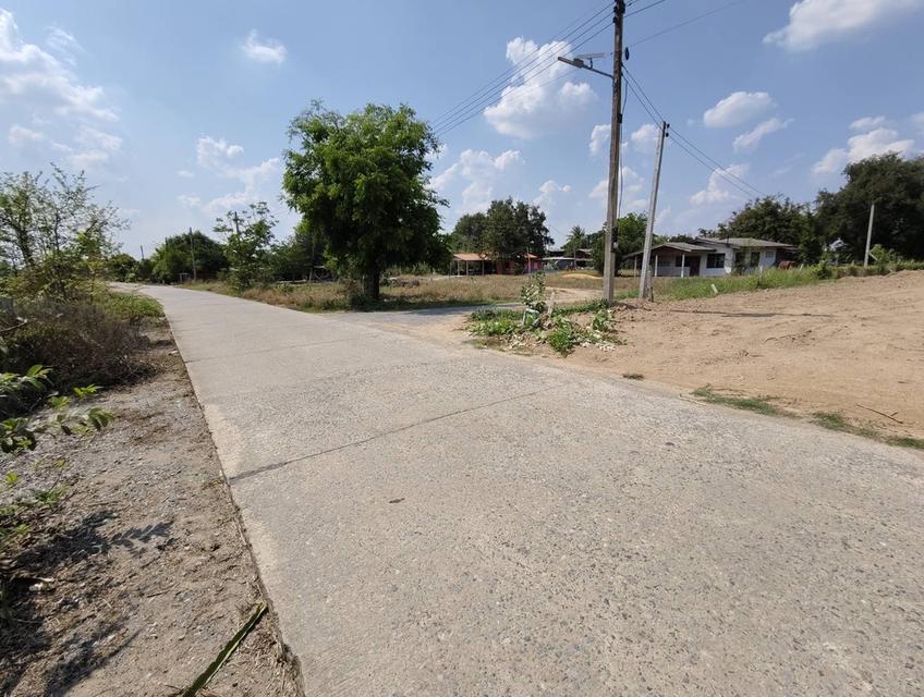 ที่ดินและบ้านพักอาศัย 8