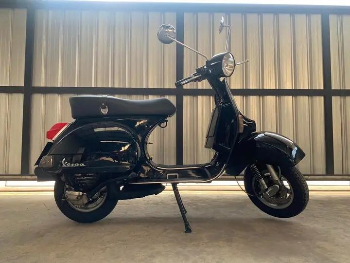 มอเตอร์ไซค์สภาพนางฟ้า Vespa PX 125 2