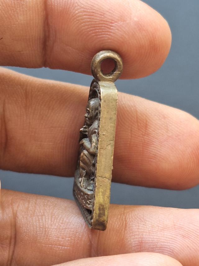 จอบเงิน100ล้าน หลวงพ่อคูณ รูปที่ 4