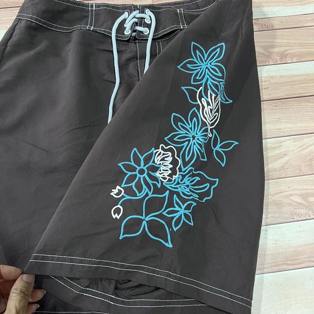 กางเกงขาสั้นผ้าร่ม มือสอง รูปที่ 3