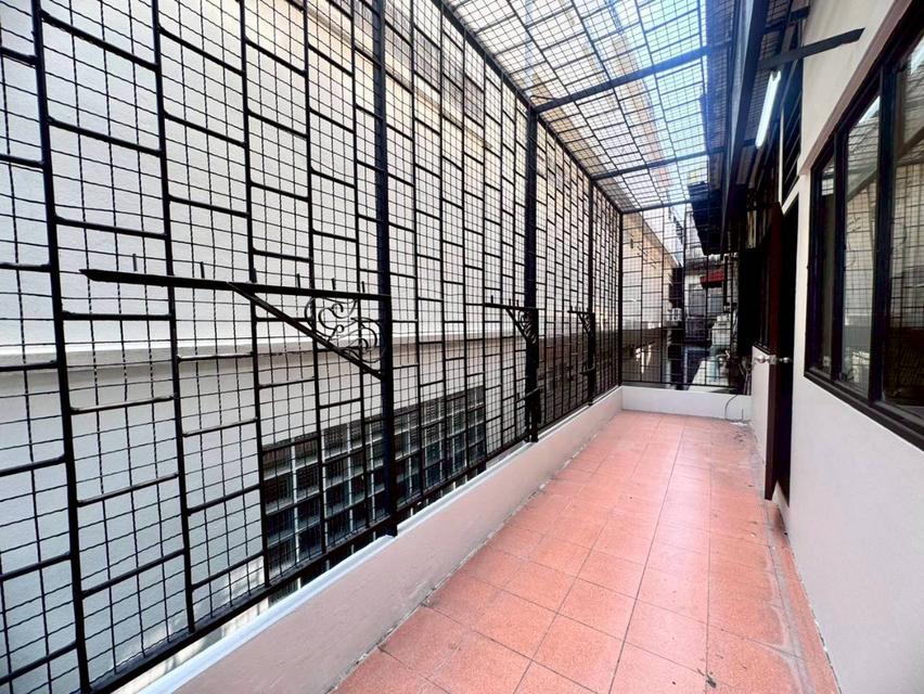 ให้เช่าทาวน์เฮ้าส์ 7 ชั้น ย่านสยาม บรรทัดทอง พร้อมอยู่ (N.1989) 15