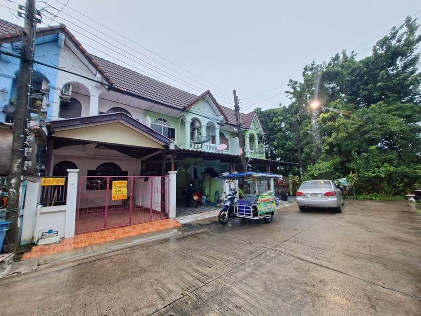 ขายบ้าน 2 ชั้น หมู่บ้านเสนาวิลล่า5 ซอยพระยาสุเรนทร์38 3