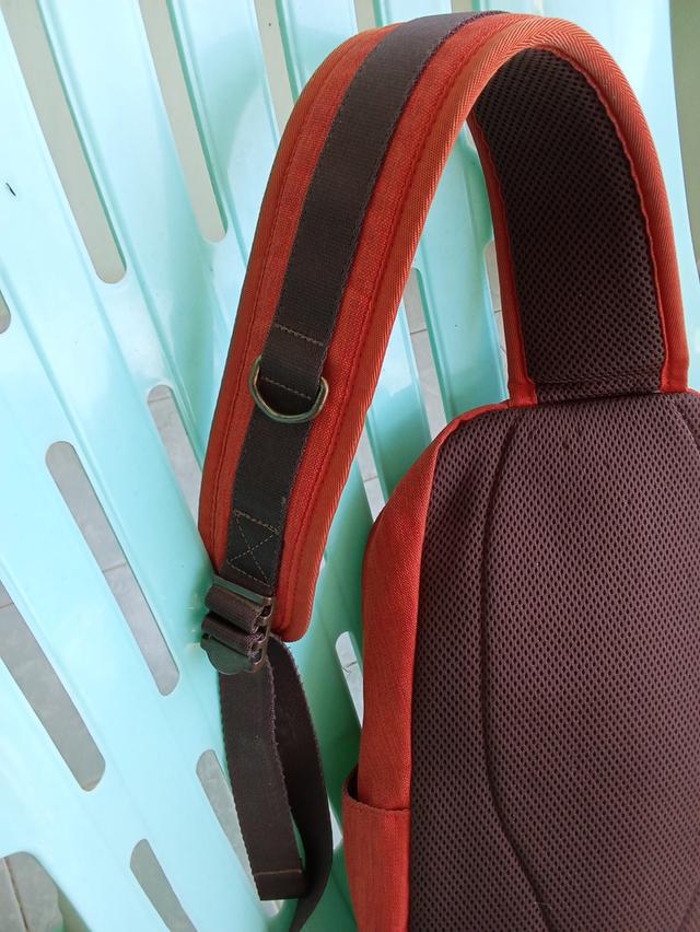 กระเป๋าคาดอกมือสองแท้นำเข้า รูปที่ 6