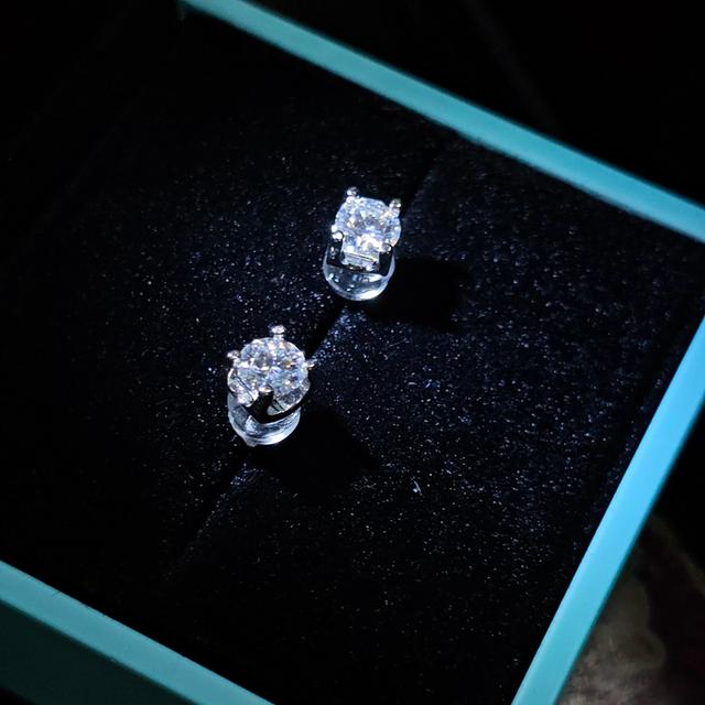 ปุอามี่ จำหน่ายเพชร เเละ สั่งทำขึ้นตัวเรือน มีใบรับรองทุกชิ้น 5