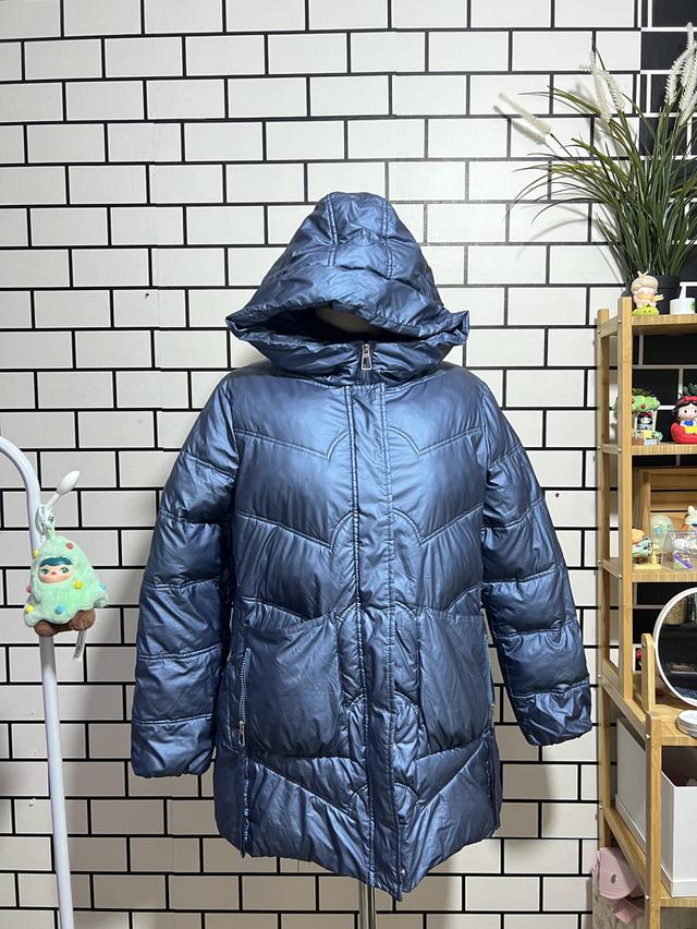 เสื้อกันหนาวเมทัลลิค