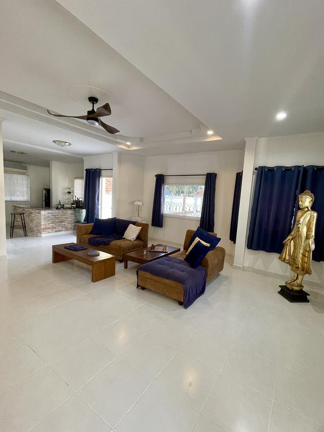 ขายบ้านเดี่ยวเนื้อที่ 166 ตร.ว. พัทยา (หนองไม้แก่น 10/1) / 166 Sq.W. Stand-Alone house in East Pattaya (Nong Mai Kaen) FOR SALE / 12
