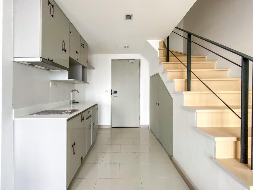 🏙️ ห้อง Duplex ชั้นสูงวิวเมือง! ขาย คอนโด IDEO Mobi Sathorn (ไอดีโอ โมบิ สาทร) ติด BTS กรุงธนบุรี 61.29 ตร.ม. เพียง 7.5 ล้านบาท! 🏙️ 15