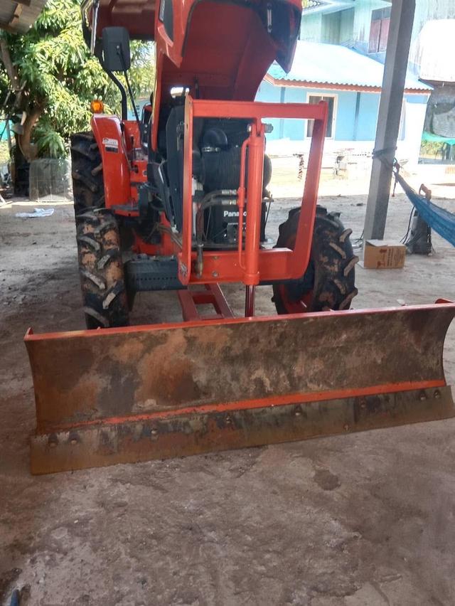 ส่งต่อรถไถราคาถูก KUBOTA 50 แรง  4