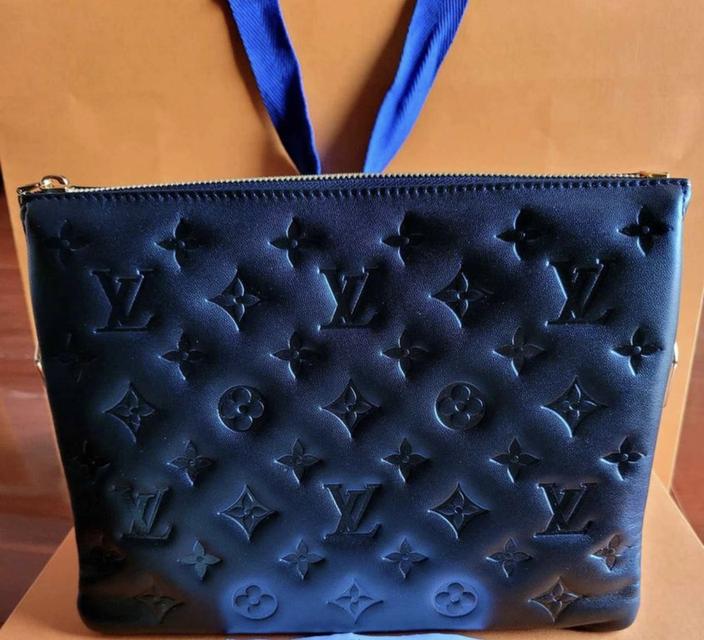 กระเป๋า Louise Vuitton Coussin 1