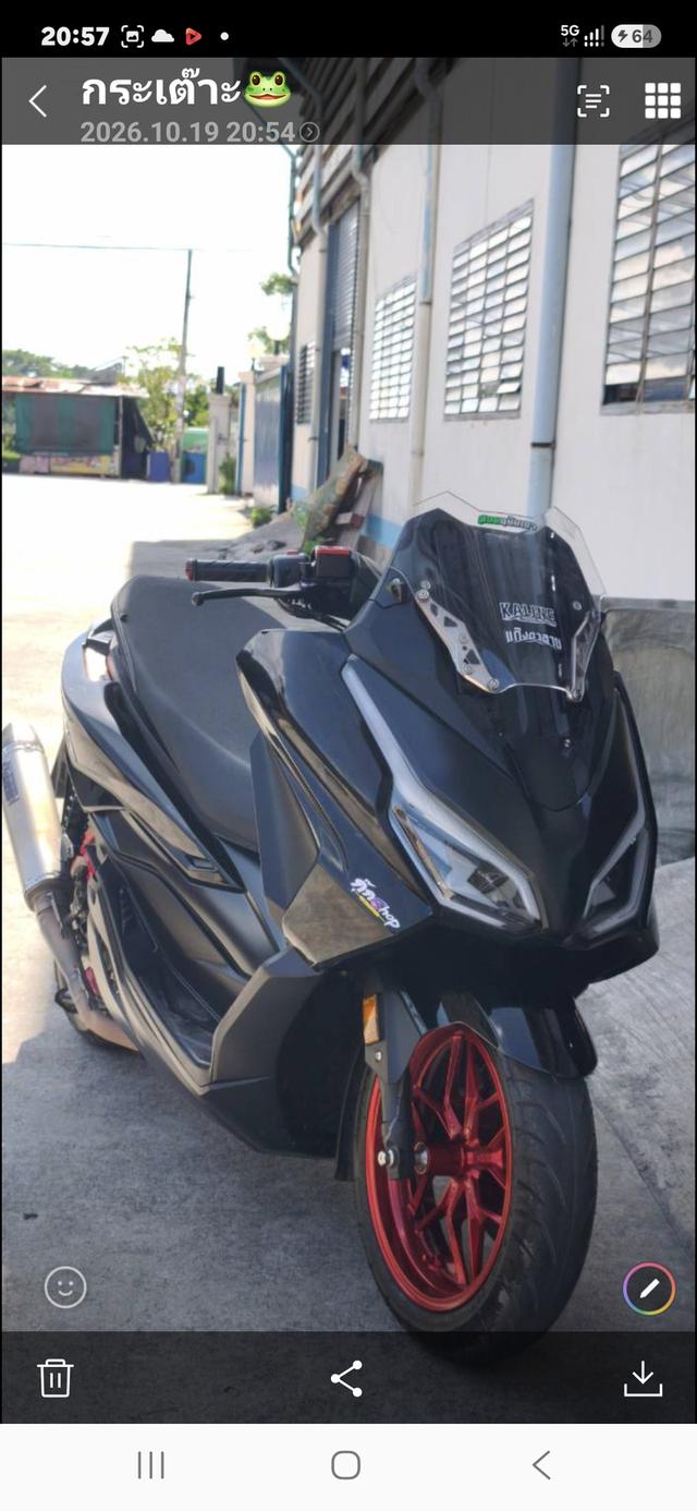 มอไซต์. Honda. Forza