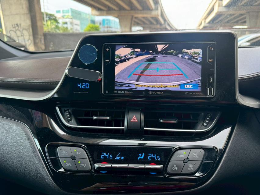 ขายรถ Toyota C-HR 1.8 Mid ปี 2019 สีขาว เกียร์ออโต้ 14