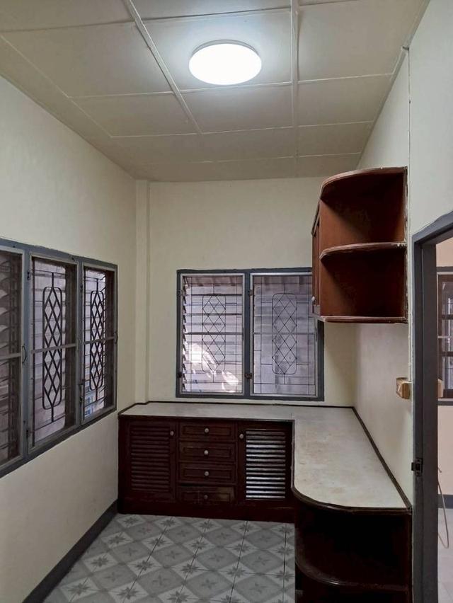 ขายบ้านเดี่ยว 1 ชั้น อยู่ในหมู่บ้านฝ้ายคำแลนด์ ซอย 22 ใกล้ตลาดสันป่าฝ้าย อำเภอเมือง จังหวัดลำพูน 3