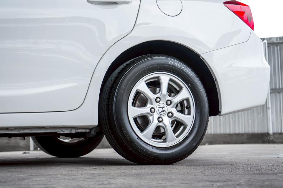 Honda CIVIC FB 1.8 S AT 2015ไมล์ 151,xxx km. !!! ราคา 249,000 บาท รูปย่อยที่ 2