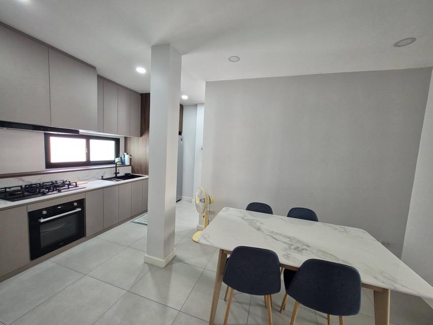 บ้านเดี่ยว ให้เช่า หมู่บ้าน ซื่อตรง คลอง 3 ติดดรีมเวิลด์ 3