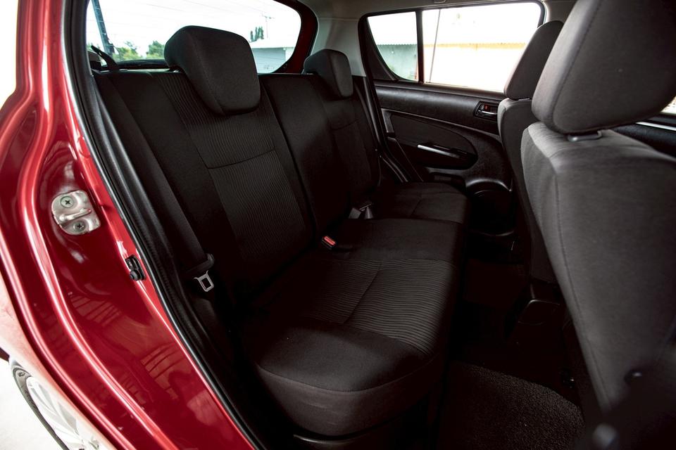รหัสรถ GT2160 SUZUKI SWIFT 1.25 GLX Top ปี 2013 16