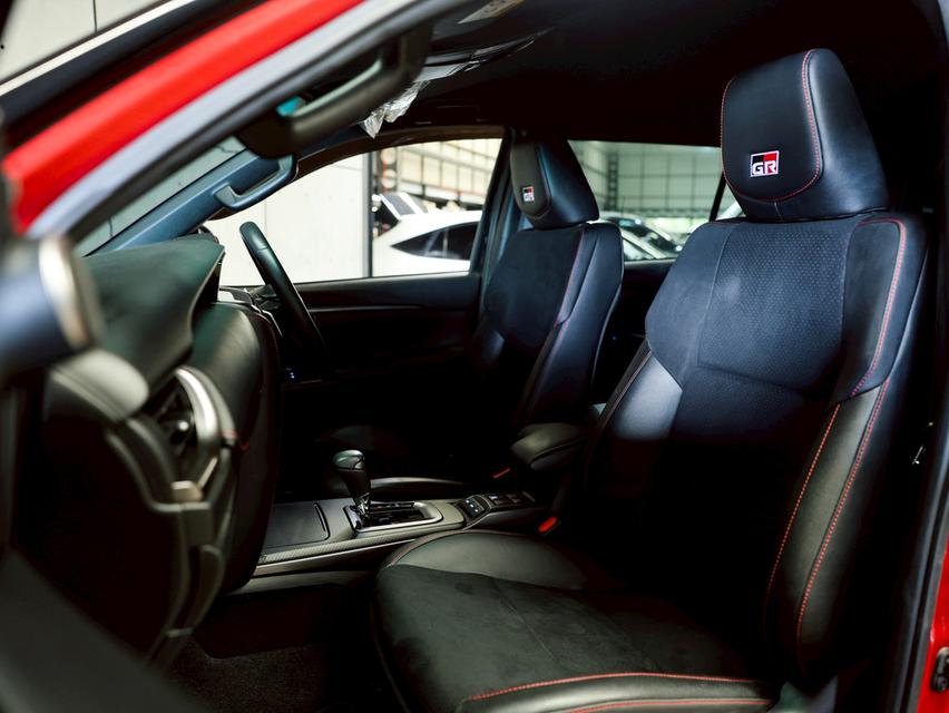 2022 Toyota FORTUNER 2.8 GR Sport (Black Top) 4WD SUV AT รูปที่ 20