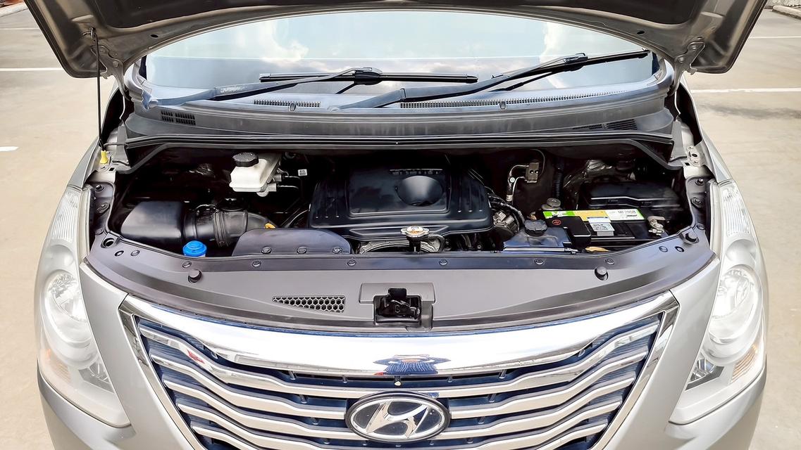HYUNDAI H-1 2.5 Elite A/T ปี 2015 15