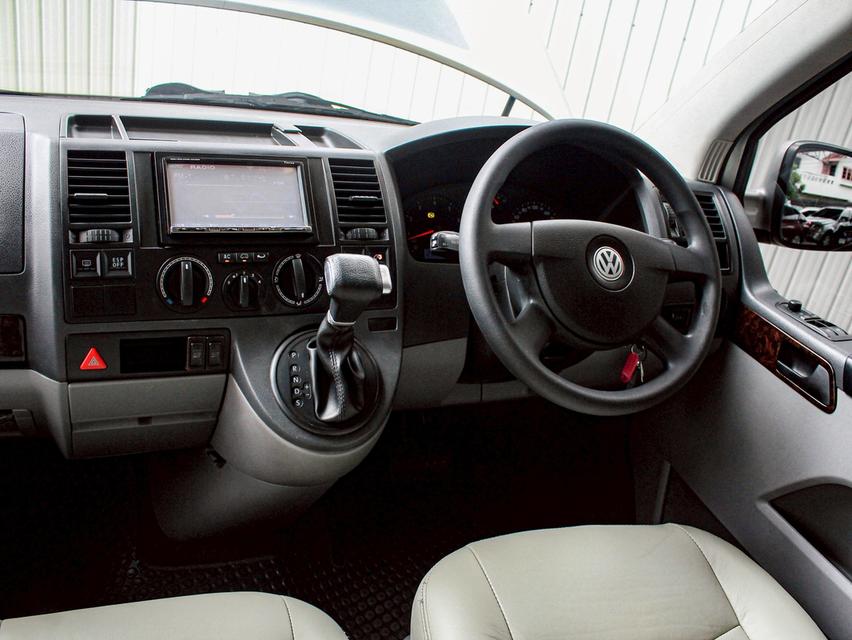 VOLKSWAGEN CARAVELLE 3.2 V6 2008  10