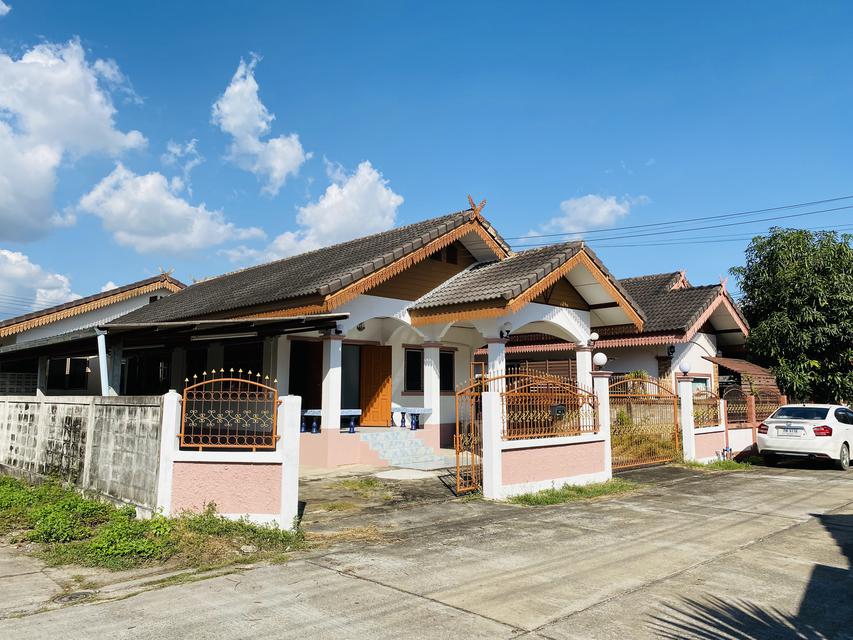 บ้านเดี่ยว (2 นอน 2 น้ำ 1 ครัว 4 จอดรถ) พรประสิทธิ์ ต.บ่อแฮ้ว อ.เมืองลำปาง