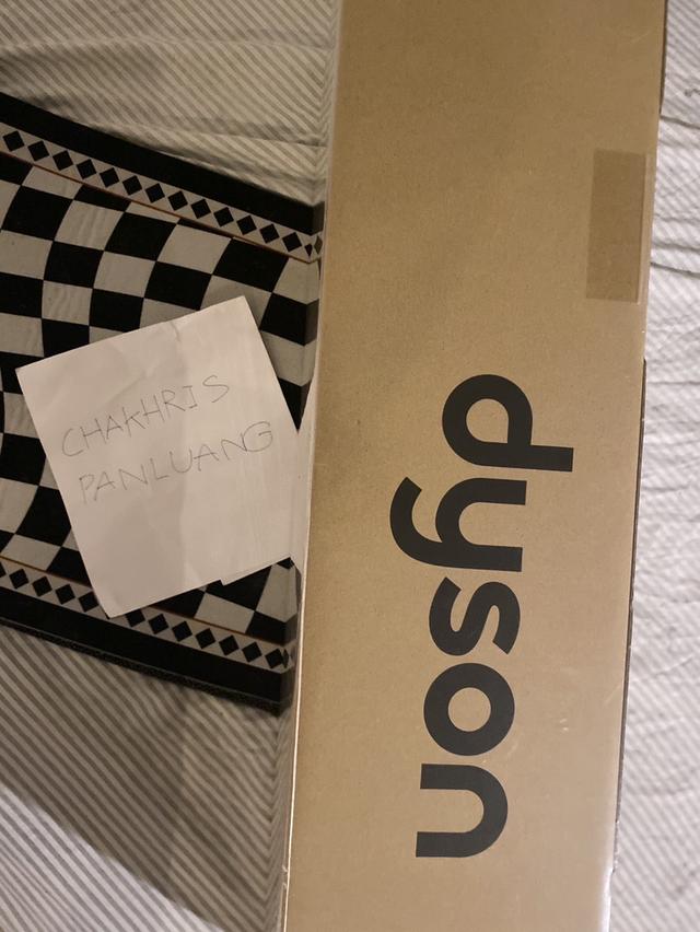 เครื่องดูดฝุ่น dyson v8 slim fluffy มือ1 รูปที่ 3