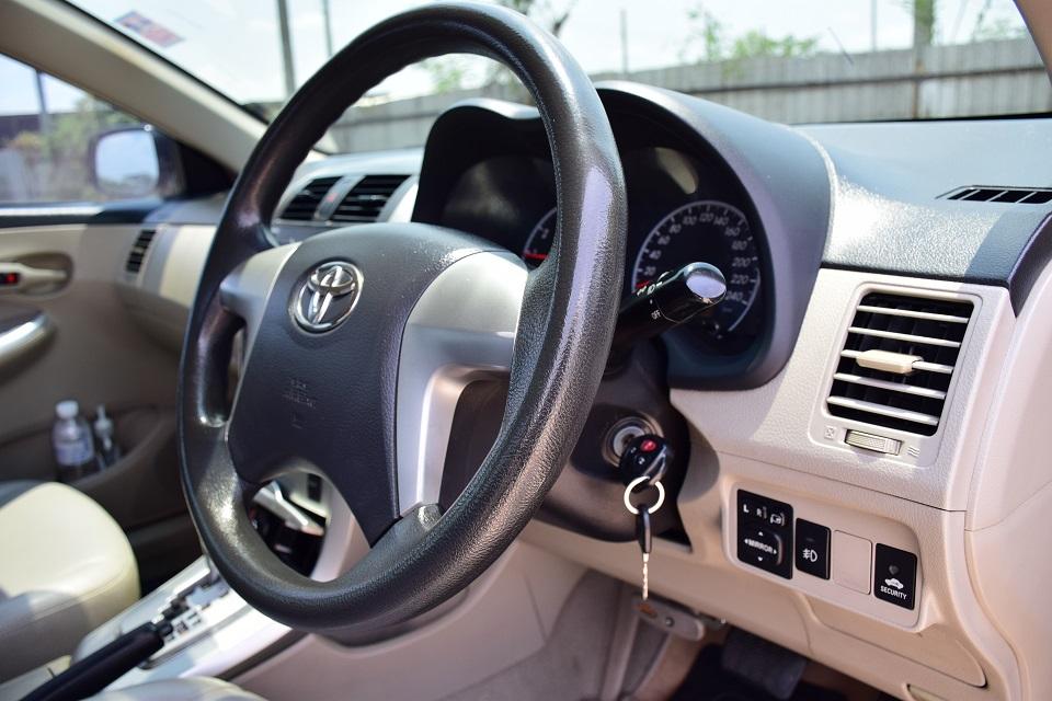 พร้อมใช้งานทั่วไทย เพียง 149000 บาท TOYOTA ALTIS 1.8 DUAL ออโต้ เบาะหนัง ยางปี2015 ABS AIRBAG รีโมท ดิส 4ล้อ เบาะหนัง เครื่องดีมาก โทร0957401229ไลUTBP รูปที่ 10