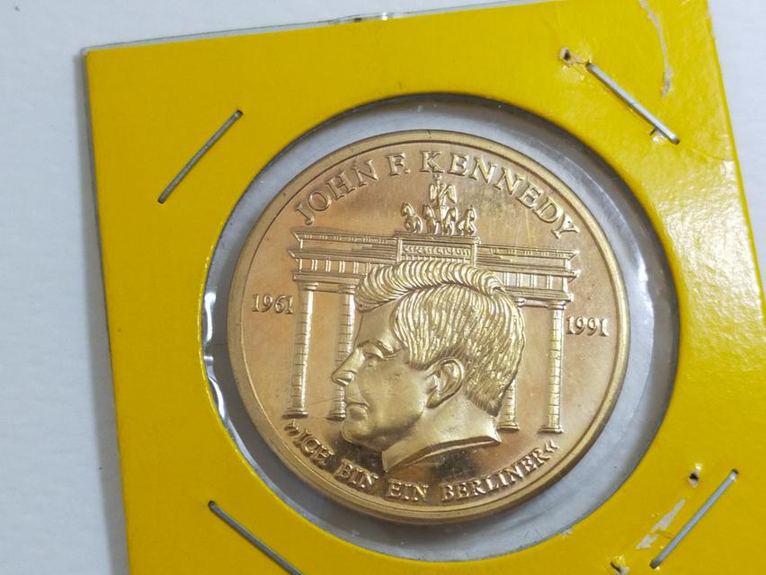 เหรียญกะไหล่ทอง ต่างประเทศ