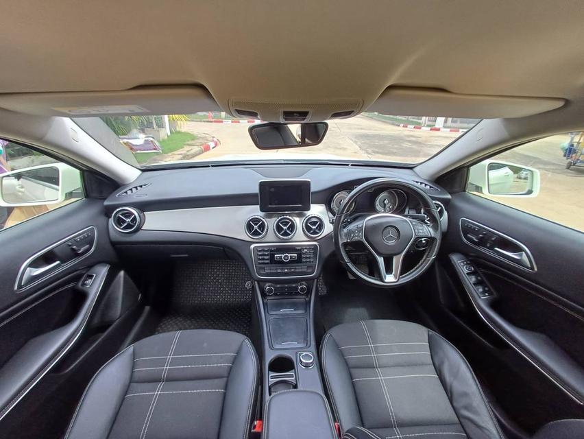 2016 BENZ GLA200 สภาพสวยจัด NOT ไม่ขยับ สีเดิมทั้งคัน ไม่แก๊ส ไม่ชน