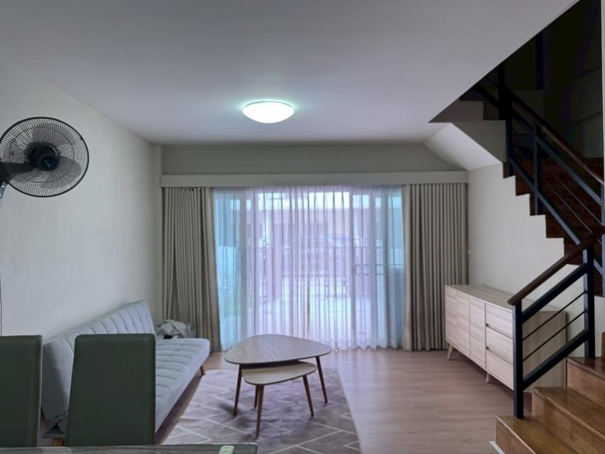 ขายทาวน์โฮม 3 ชั้น โครงการซีบิส โฮม เทิดราชัน–ดอนเมือง 9