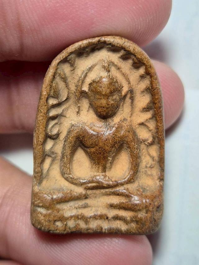 พระซุ้มกอเปิดเช่าบูชา