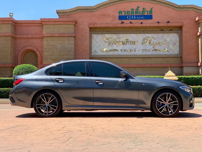 รหัสรถ PJP8951 2022 BMW 330e M-Sport